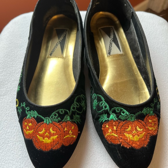 Vintage Mootsies Tootsies Halloween Velvet Flats Size 8.5 - Picture 8 of 10